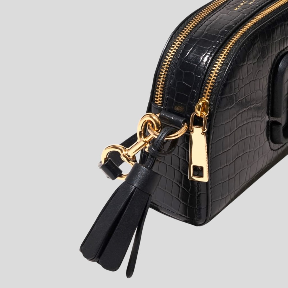 ❌SOLD❌ Marc Jacobs Shutter Moc-Croc Camera Crossbody Bag in Color: Black - Picture 6 of 6